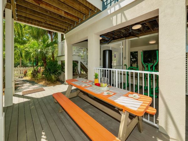 Fun Six Bedroom Family Home in Key West with Private Pool