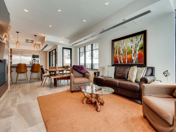 Stunning Views 5 Bedroom Vail Vacation Penthouse Sleeps 20