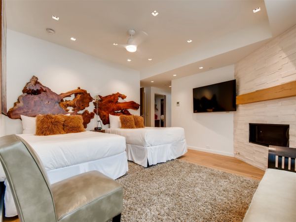Stunning Views 5 Bedroom Vail Vacation Penthouse Sleeps 20