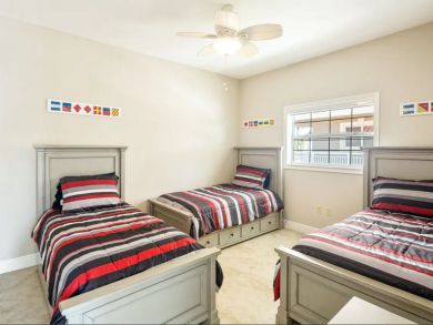 Updated 4 Bedroom Key Largo Pool Villa With Canal Views