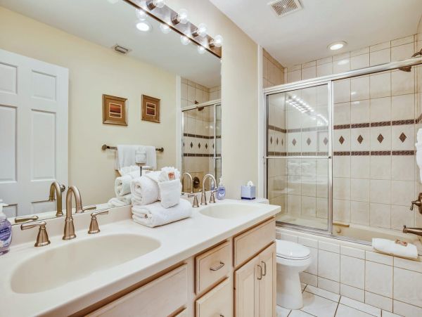 4 Bedroom Plus Loft Key West Vacation Home with Private Pool