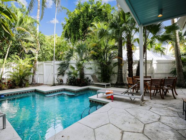 4 Bedroom Plus Loft Key West Vacation Home with Private Pool