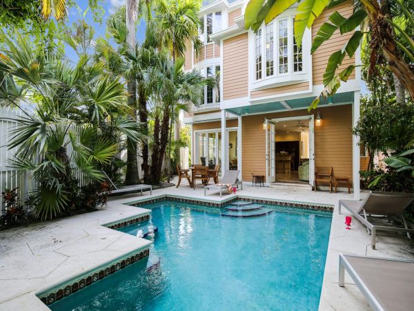4 Bedroom Plus Loft Key West Vacation Home with Private Pool