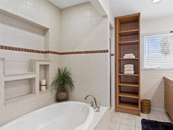 Marathon Vacation Rental Home Five Bedrooms.