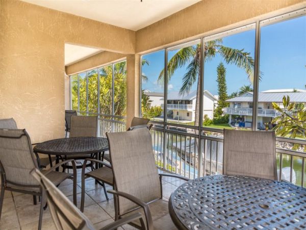 Marathon Vacation Rental Home Five Bedrooms.