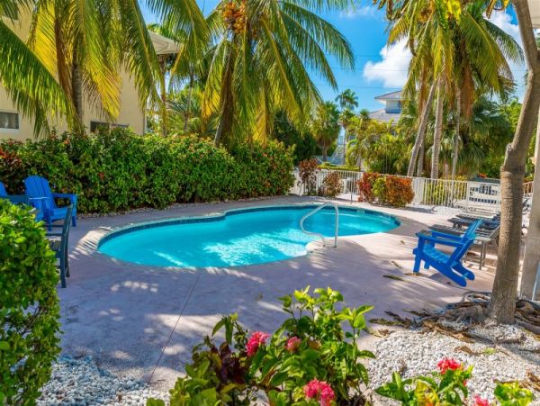 Marathon Vacation Rental Home Five Bedrooms.