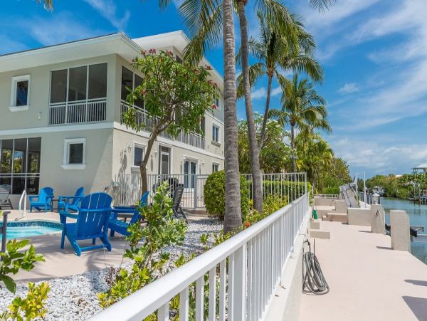 Marathon Vacation Rental Home Five Bedrooms.