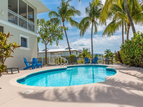 Marathon Vacation Rental Home Five Bedrooms.