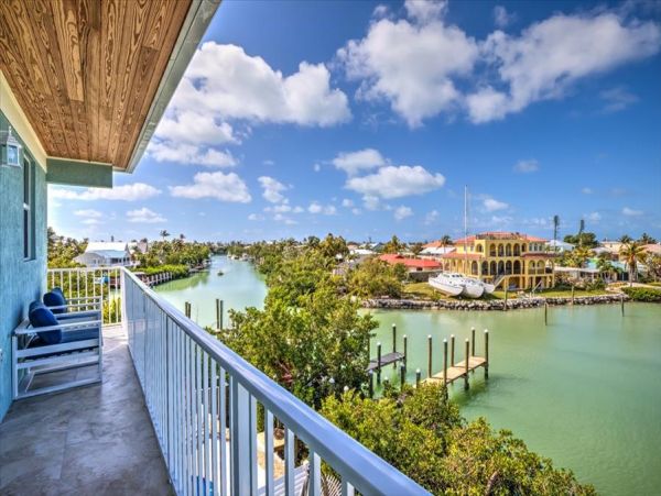 Luxury Five Bedroom Marathon Vacation Rental Pool Home
