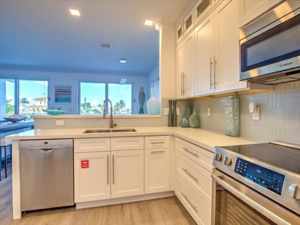 Luxury Five Bedroom Marathon Vacation Rental Pool Home