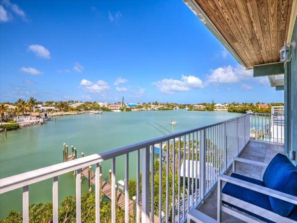 Luxury Five Bedroom Marathon Vacation Rental Pool Home