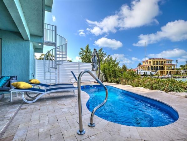 Luxury Five Bedroom Marathon Vacation Rental Pool Home