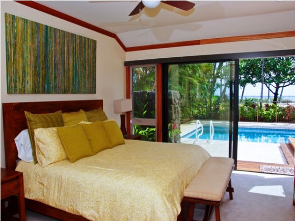 Kahala 7-Brm Estate Main House Plus Cottage