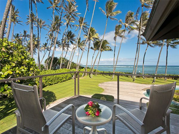 Kahala 7-Brm Estate Main House Plus Cottage