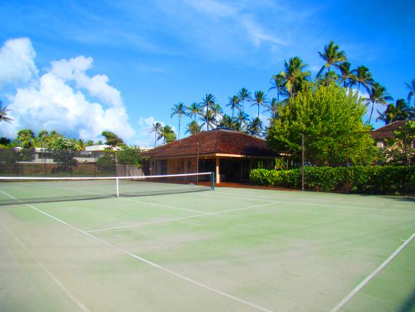 Kahala 7-Brm Estate Main House Plus Cottage
