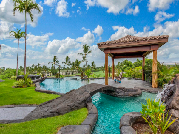 Luxurious Villa with Lagoon Pool & Resort Amenities