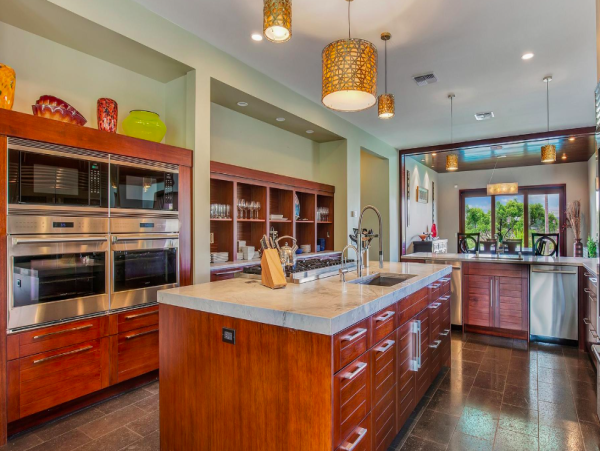Luxurious Villa with Lagoon Pool & Resort Amenities