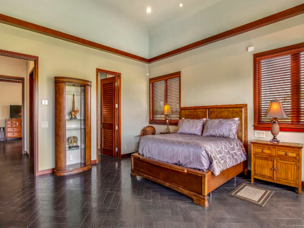 Luxurious Villa with Lagoon Pool & Resort Amenities