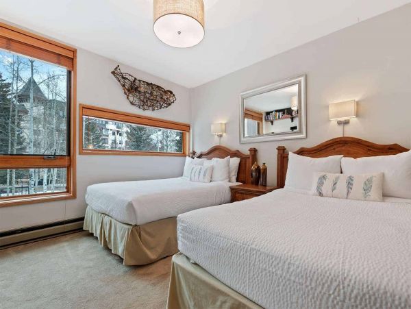 Vail Vacation  Condo 3 Bedroom 3 Bathroom Sleeps 7 Guests