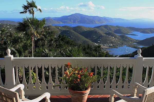ST. JOHN VILLA 3 BEDROOM WITH VIEW AND POOL