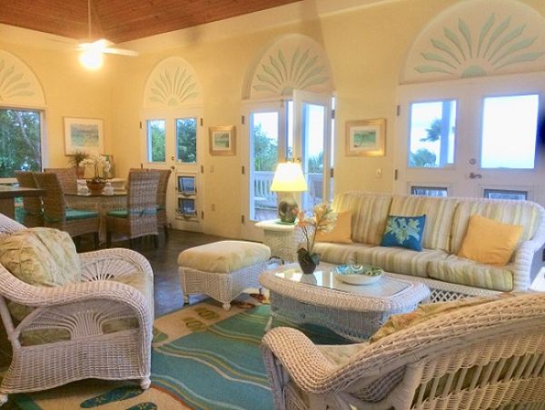 ST. JOHN VILLA 3 BEDROOM WITH VIEW AND POOL