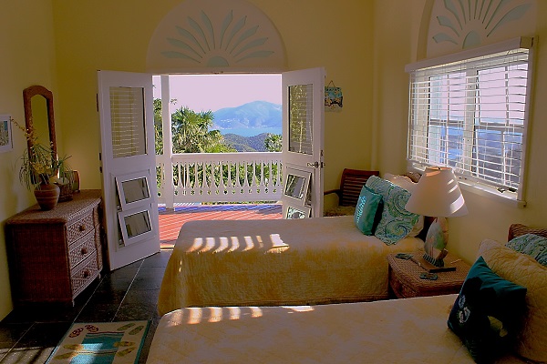 ST. JOHN VILLA 3 BEDROOM WITH VIEW AND POOL