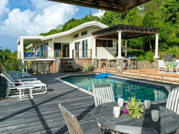 St. John Home 957087