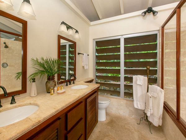 St. John Home 957087