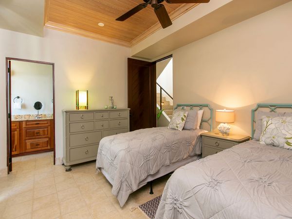St. John Home 957088