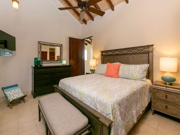 St. John Home 957088