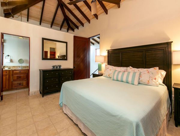 St. John Home 957088