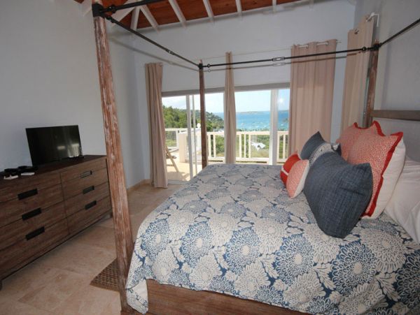 Bay View 4 Bedroom Home with Private Pool & Deck in St. John