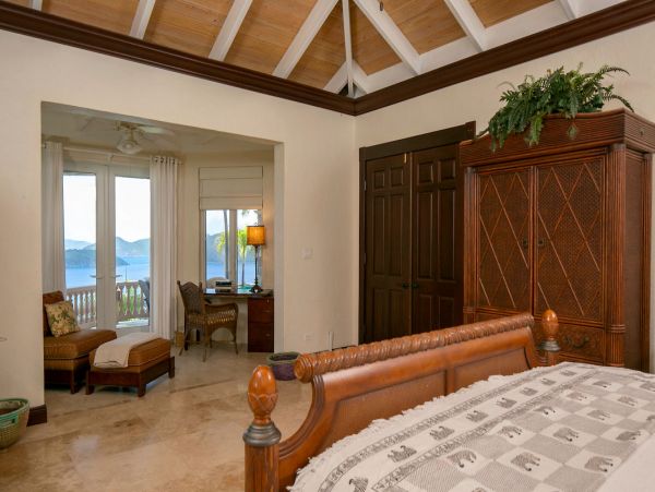 Stunning Views From This 5 Bedroom Villa with Private Pool