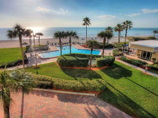 Longboat Key Vacation Condo on Beach Full Gulf Views
