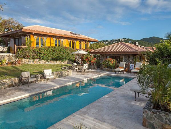 St. John Home 957100