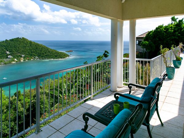 Platinum Four Bedroom Villa With Sweeping Ocean Views