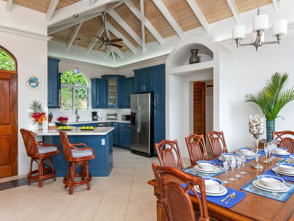 Platinum Four Bedroom Villa With Sweeping Ocean Views