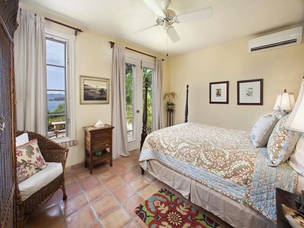 St. John Home 957111
