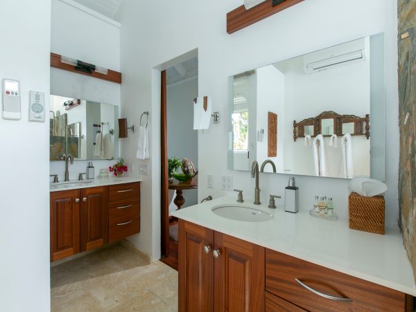 St. John Home 957114