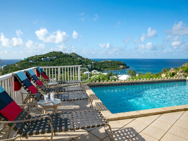 5 Bedroom Short Walk to Beach St. John Vacation Home