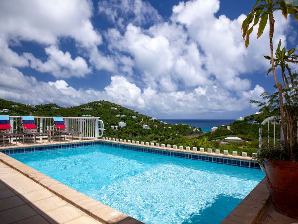 5 Bedroom Short Walk to Beach St. John Vacation Home