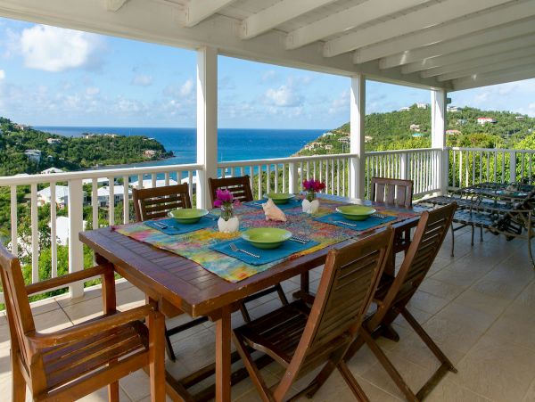 5 Bedroom Short Walk to Beach St. John Vacation Home