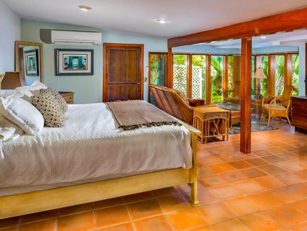 St. John Home 957118