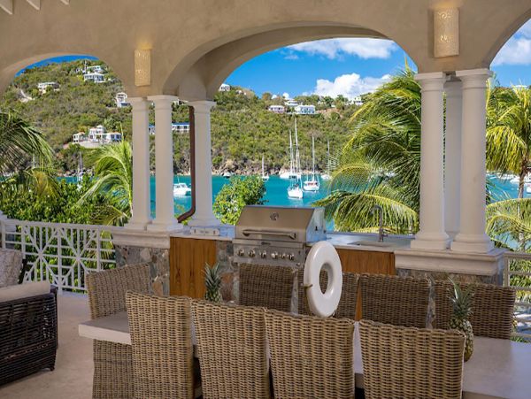 Luxury 5 bedroom with Views