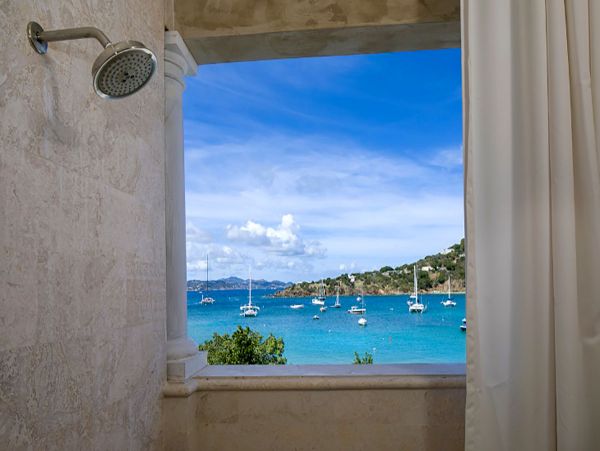 Luxury 5 bedroom with Views