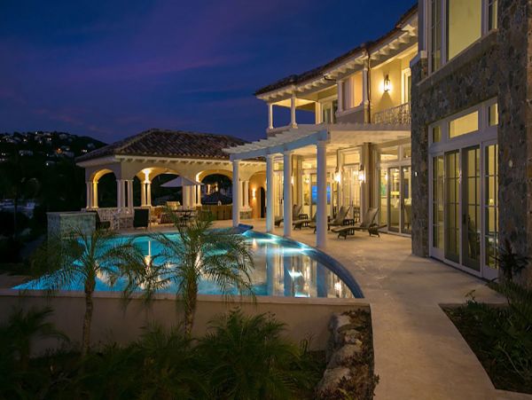 Luxury 5 bedroom with Views