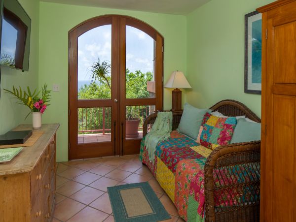 Stunning Views with 6 Bedrooms and Large Private Pool