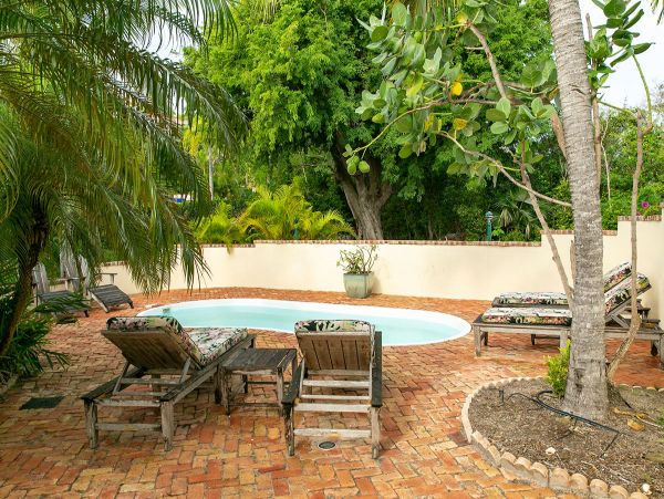 St. John Home 957123