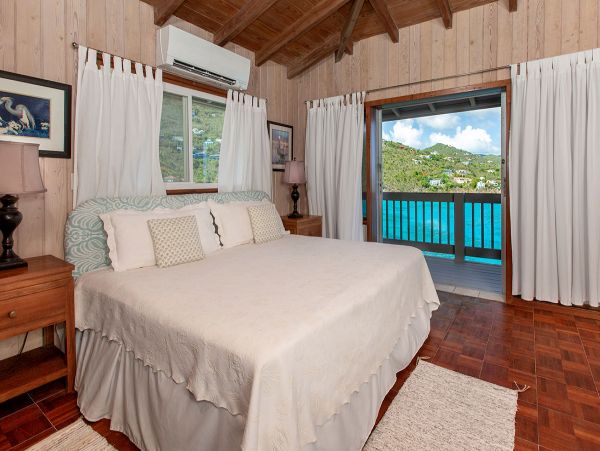 Oceanfront St. John Four Bedrooms Pool Villa