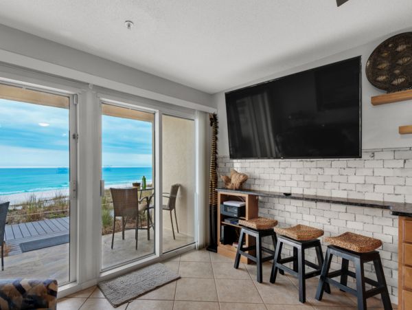 Destin One Bedroom Vacation Condo Sleeps 4